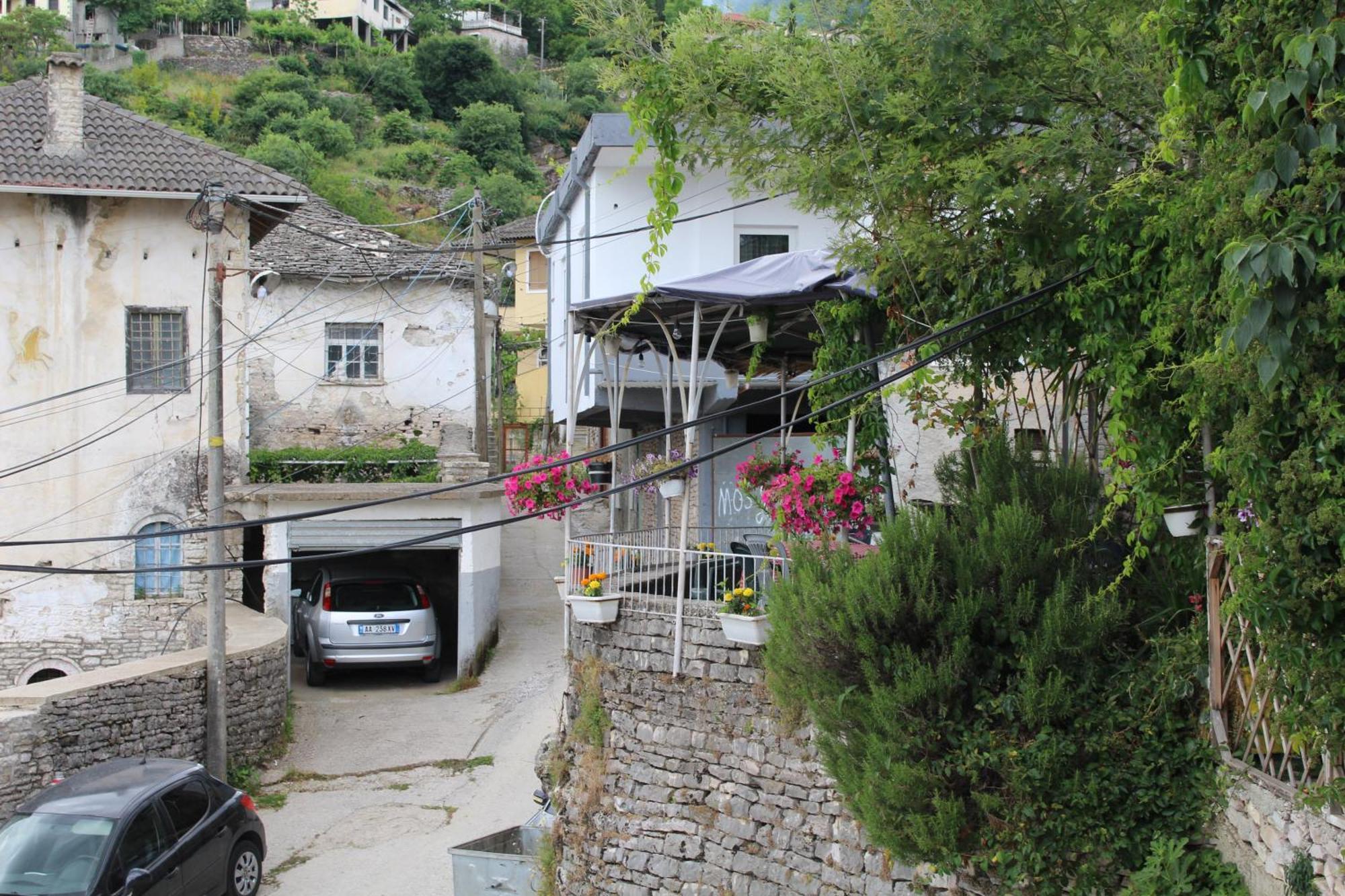 Vila Karagjozi Gjirokastër Esterno foto